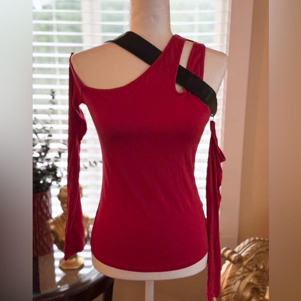 VENUS Red Long Sleeve Top with Black Strap - Picture 1 of 6